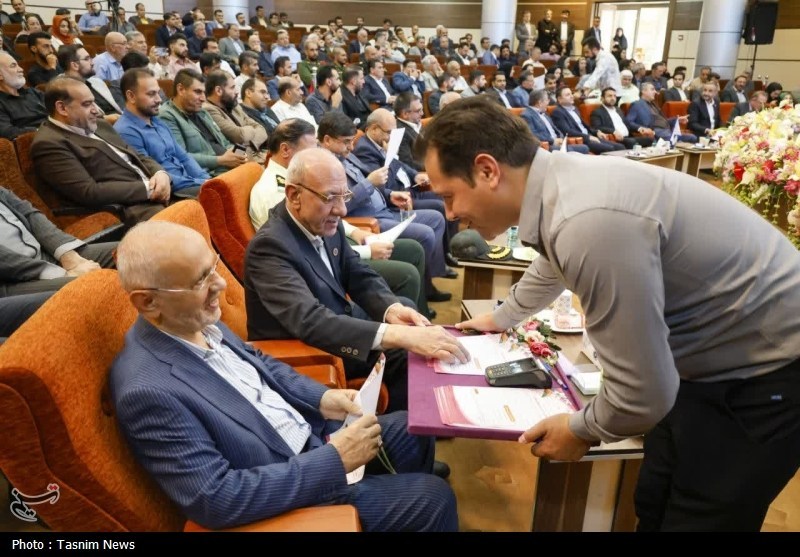 برگزاری همایش نسیم مهر در شهرکرد