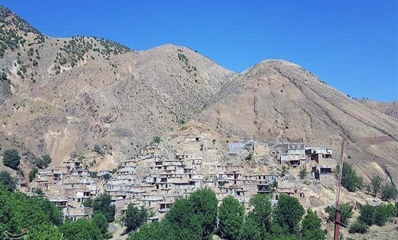 بَزلانه؛ نگینی 700 ساله در دل کردستان که جاده ندارد! + فیلم