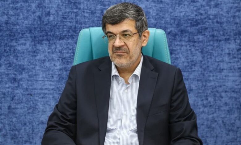 تاکید استاندار یزد بر ساماندهی گلزار شهدای خلدبرین