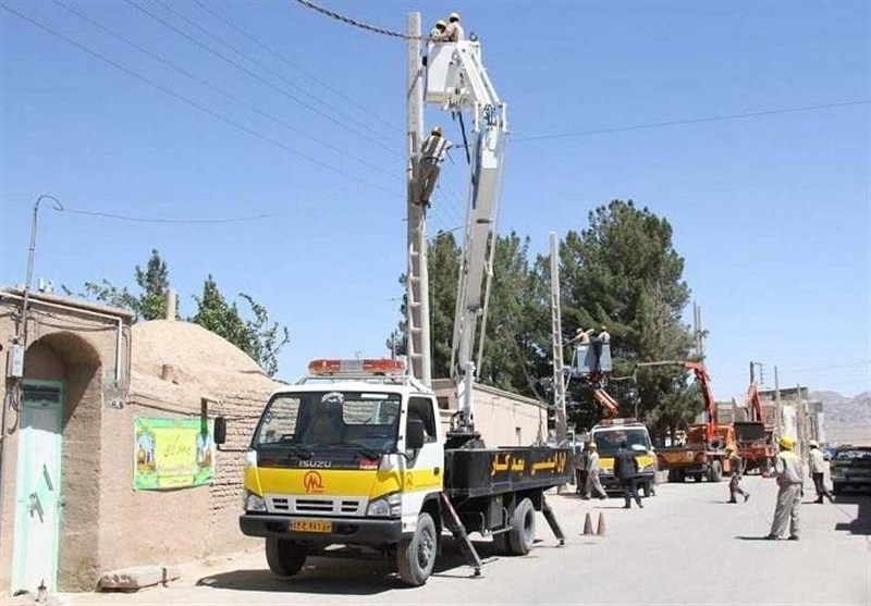 تقویت شبکه برق و روشنایی بیش از 60 روستا در خراسان جنوبی