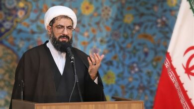 تهدید رهبر معظم انقلاب ، حکم محاربه دارد