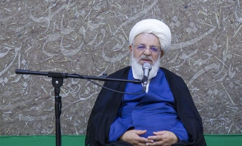 جامعه امروز بیش از همیشه به الگوهای علمی بی‌ادعا نیاز دارد