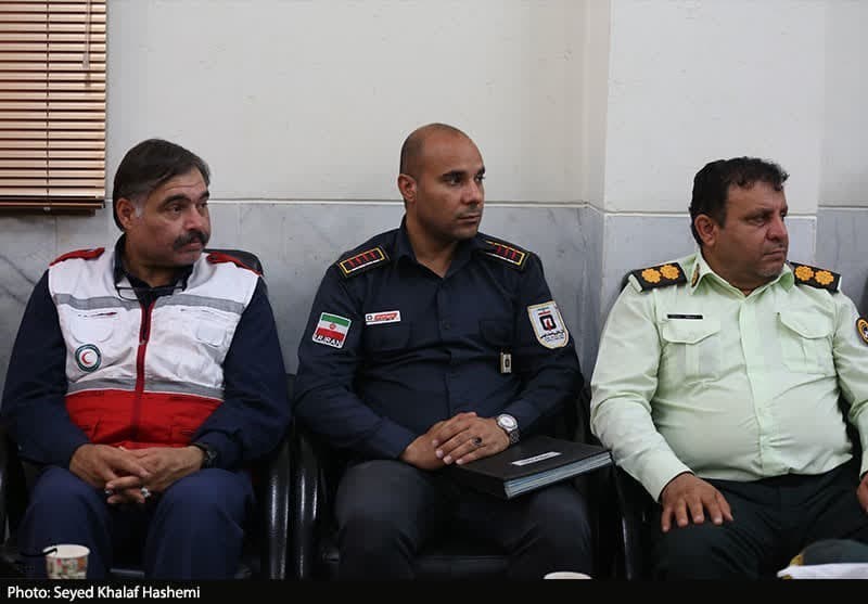 خادمین نماز جمعه بوشهر تجلیل شدند