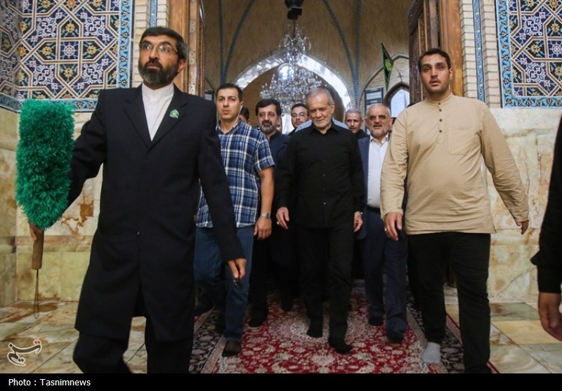 در سفر رئیس‌جمهور به قم چه گذشت؟ + تصاویر