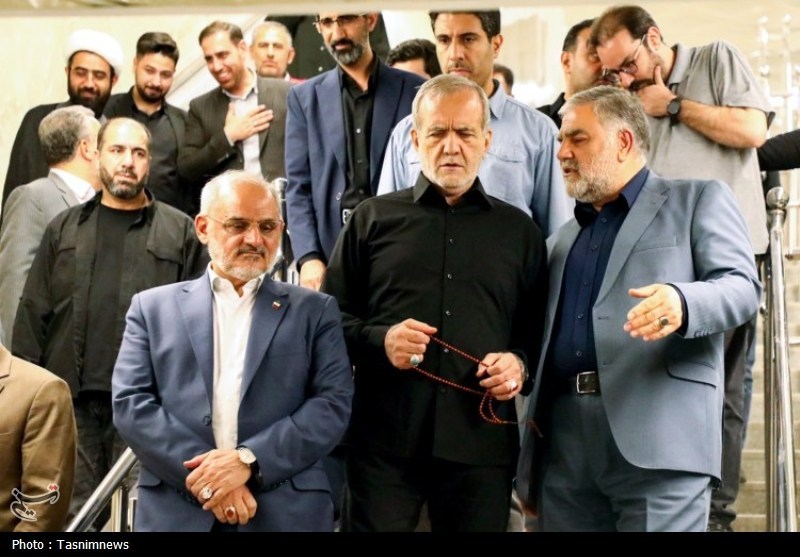 در سفر رئیس‌جمهور به قم چه گذشت؟ + تصاویر