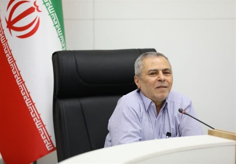 دیدار نماینده ویژه رئیس‌جمهور با فعالان همدانی/ تأکید بر خط قرمز 