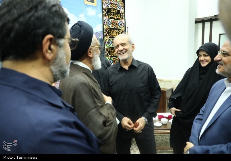رئیس‌ جمهور با آیت‌الله سعیدی دیدار کرد+ تصویر