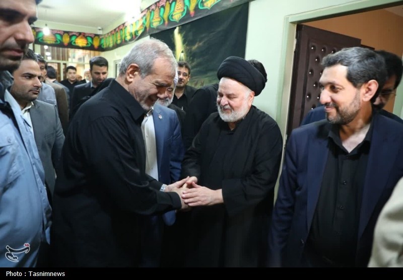 رئیس‌جمهور با نماینده آیت‌الله سیستانی در ایران دیدار کرد+ تصاویر