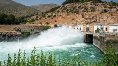 سند تک برگ بزرگترین پلاک اراضی واقع در بستر دریاچه سد درودزن صادر شد