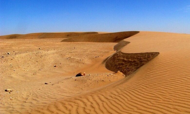شناسایی 32 کانون بحرانی فرسایش بادی در استان سمنان