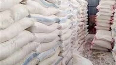 قطع سهمیه آرد نانوایان متخلف در اردبیل