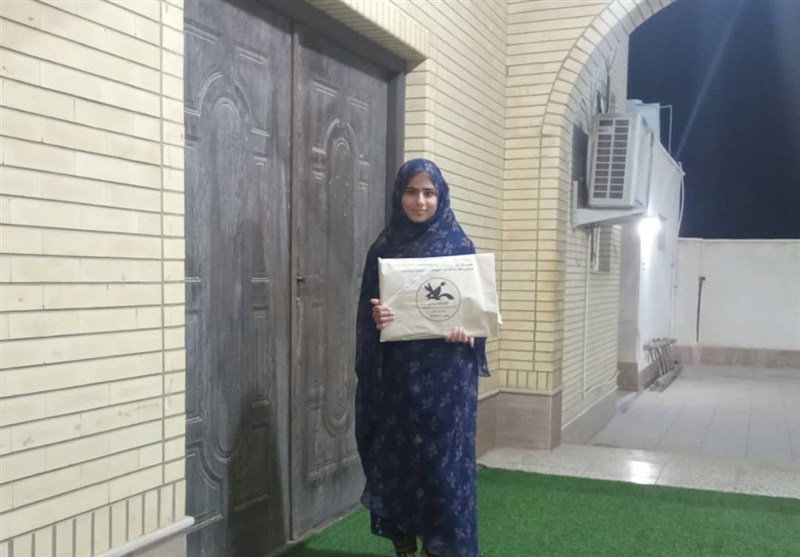 میان برگ و واژه؛ داستان زندگی بچه‌های شمیل در پناه کتابخانه پستی