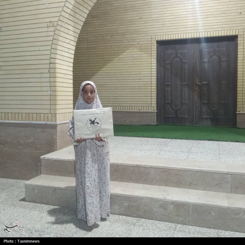 میان برگ و واژه؛ داستان زندگی بچه‌های شمیل در پناه کتابخانه پستی