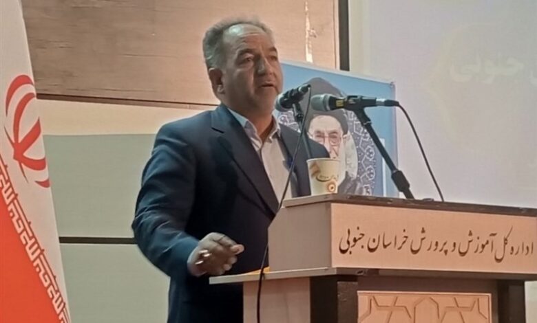 نخستین سرپرست اداره جدیدالتأسیس آموزش و پرورش دیهوک منصوب شد