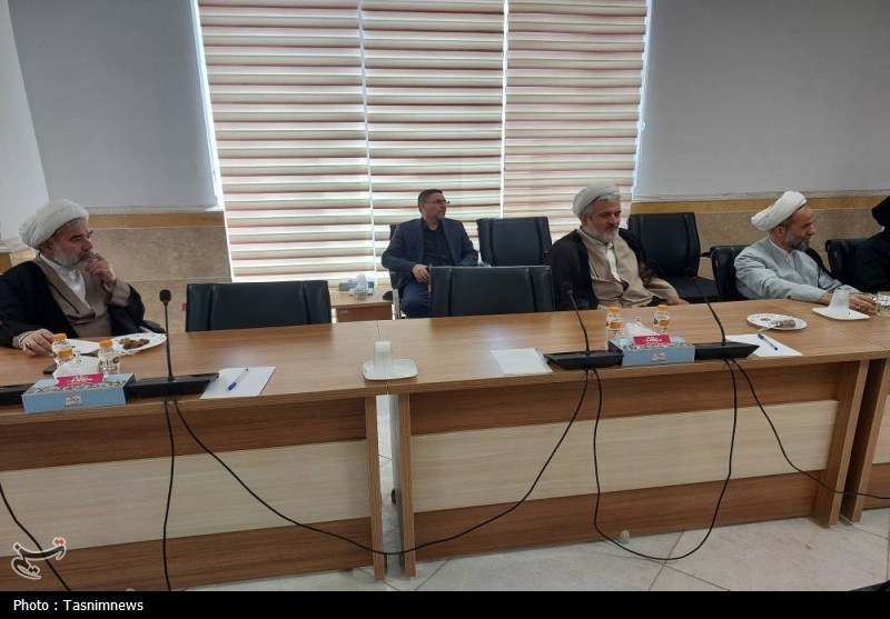 نشست بررسی ظرفیت‌ها و چالش‌های فرهنگی حج در قم برگزار شد