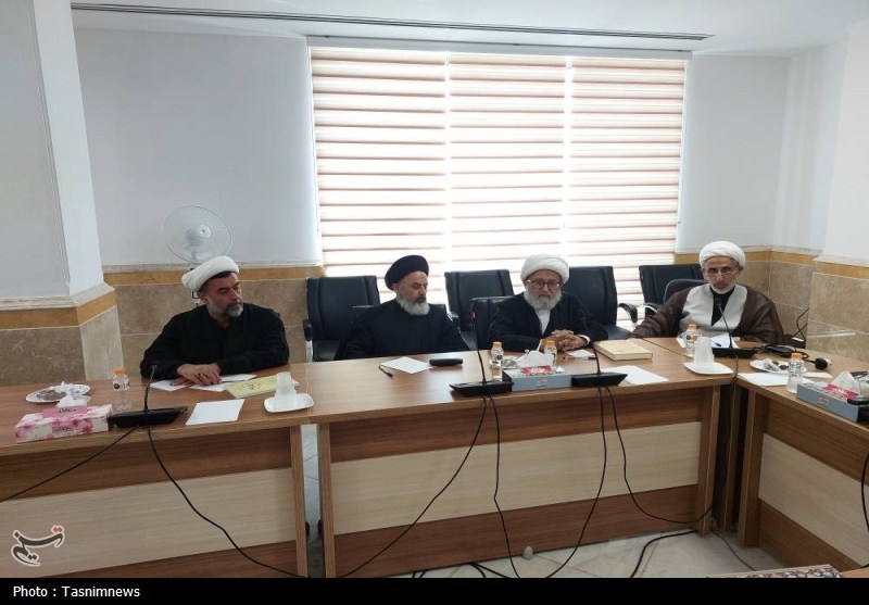 نشست بررسی ظرفیت‌ها و چالش‌های فرهنگی حج در قم برگزار شد