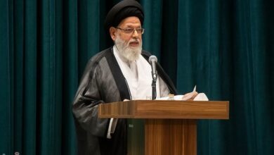 هر جا پشت رهبری ایستادیم دشمن را شکست دادیم