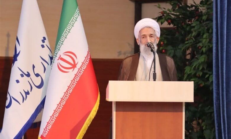 هشدار آیت‌الله محمدی لائینی درباره مهجور ماندن قرآن