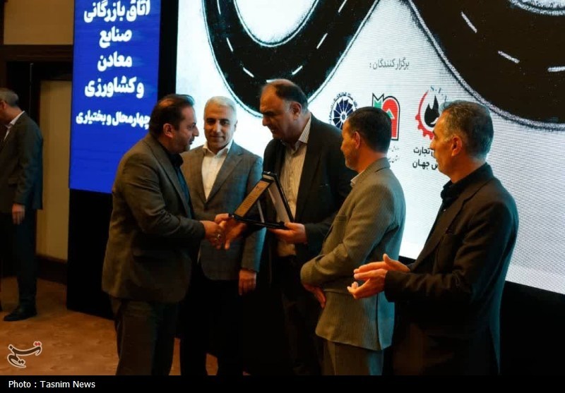 همایش چالش‌های نگهداری رویه‌های آسفالتی در مناطق سرد برگزار شد