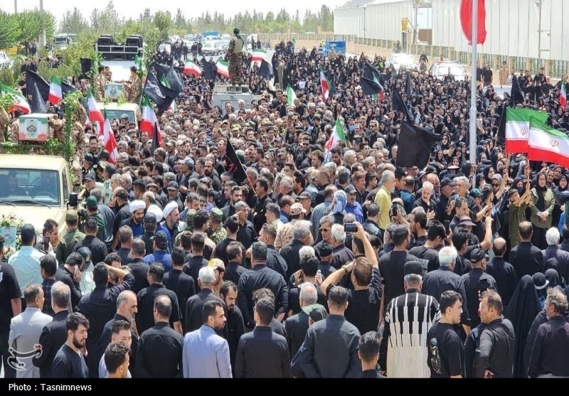 وداع باشکوه با 2 سرباز شهید فراجا در رباط‌کریم