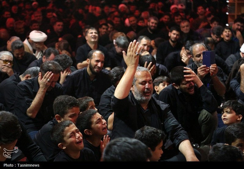 وداع باشکوه با سرلشکر شهید ایزدی در حرم حضرت معصومه(س) + تصاویر