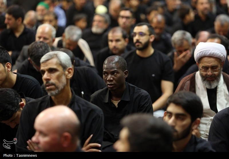 وداع باشکوه با سرلشکر شهید ایزدی در حرم حضرت معصومه(س) + تصاویر