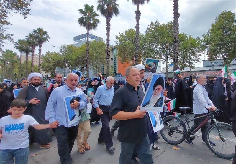 وفاداری به انقلاب در قاب یک حرکت جمعی خانوادگی
