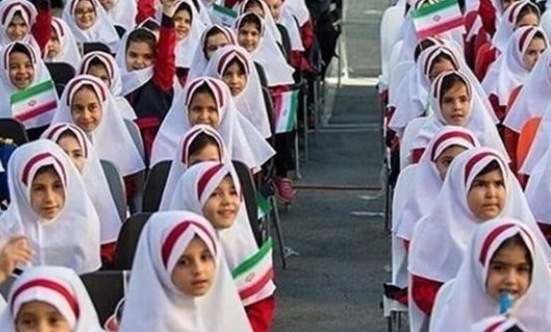 پشتیبانی آموزشی از 10 هزار دانش‌آموز نیازمند در لرستان