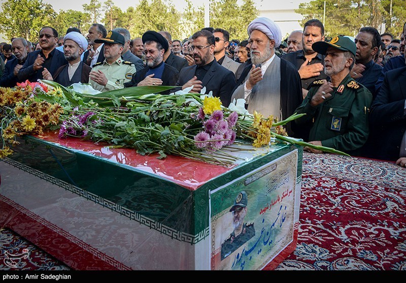 پیکر سردار شهید غیب‌پرور وارد شیراز شد + تصاویر