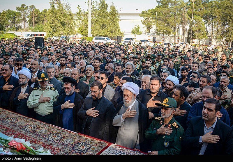 پیکر سردار شهید غیب‌پرور وارد شیراز شد + تصاویر