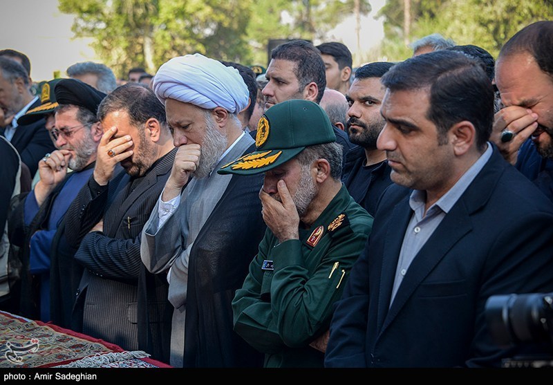 پیکر سردار شهید غیب‌پرور وارد شیراز شد + تصاویر