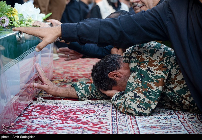 پیکر سردار شهید غیب‌پرور وارد شیراز شد + تصاویر