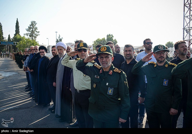 پیکر سردار شهید غیب‌پرور وارد شیراز شد + تصاویر