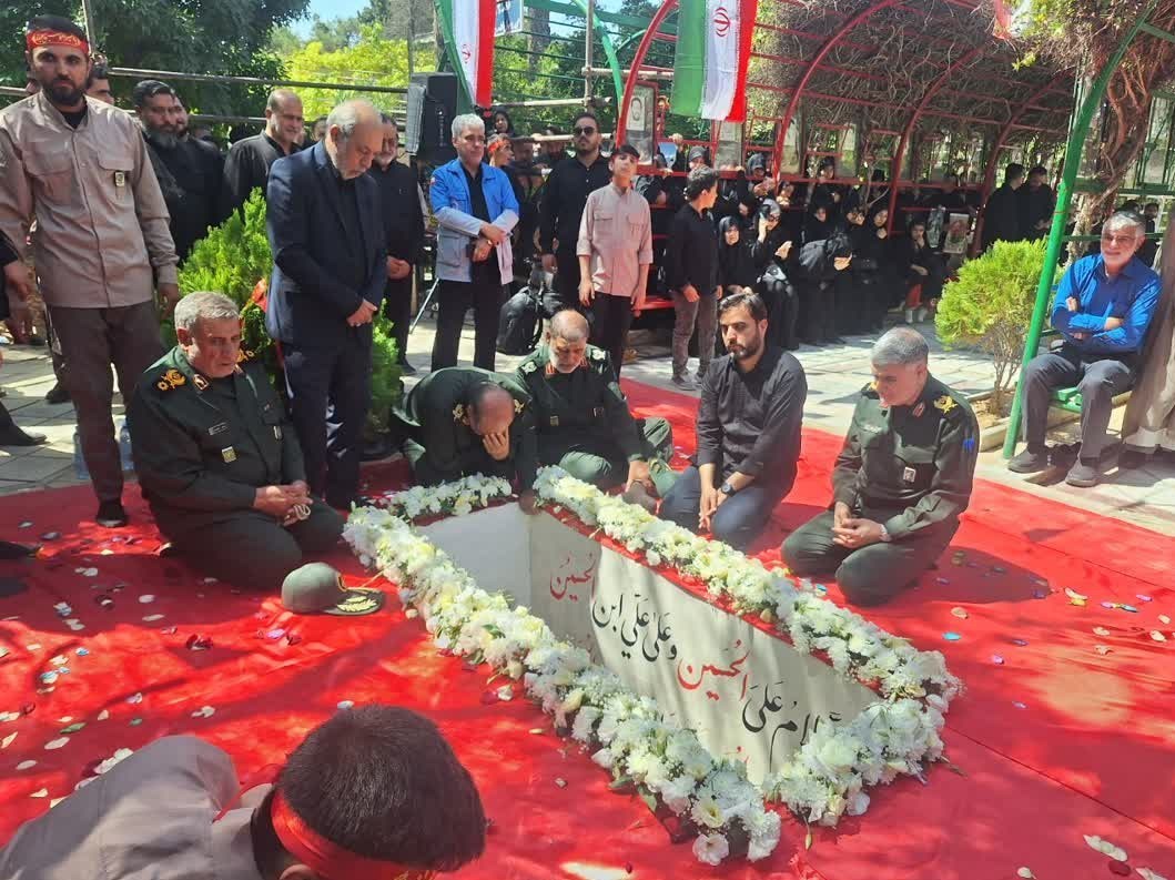 پیکر شهید غیب‌پرور در آغوش خاک آرام گرفت + تصویر