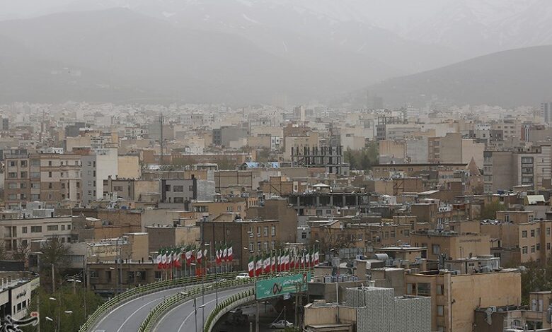 چنگ آلودگی گوگردی بر گلوی غرب تبریز
