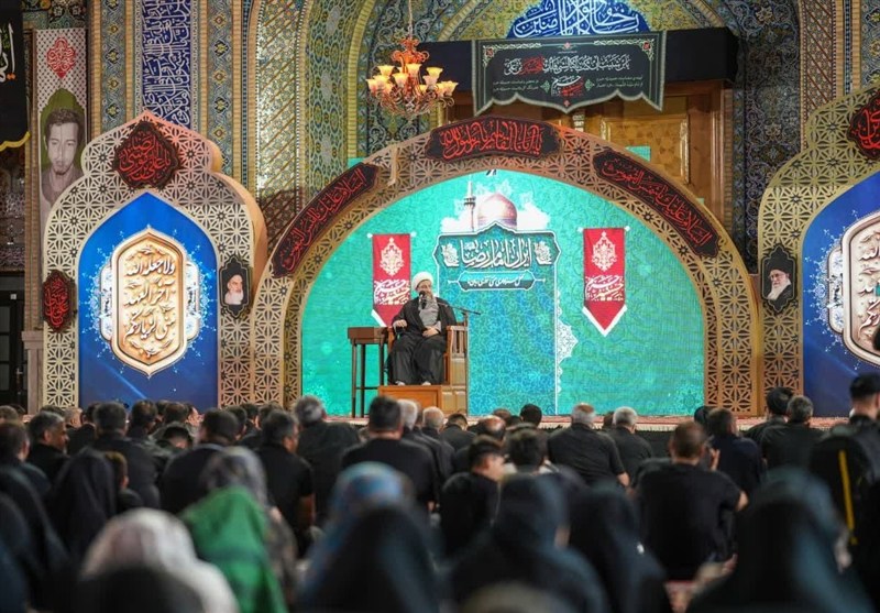 آذربایجان پیشانی‌بند عزت ایران؛ولایت‌مداری در اجتماع رضوی
