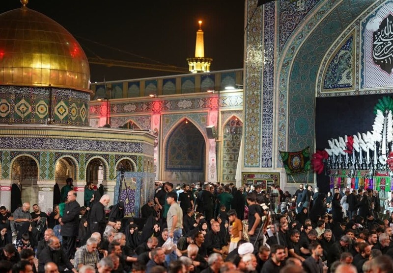 آذربایجان پیشانی‌بند عزت ایران؛ولایت‌مداری در اجتماع رضوی