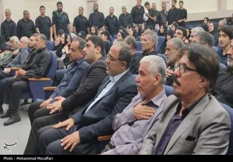 آیین تجلیل از پیرغلامان و خادمان حسینی بوشهری