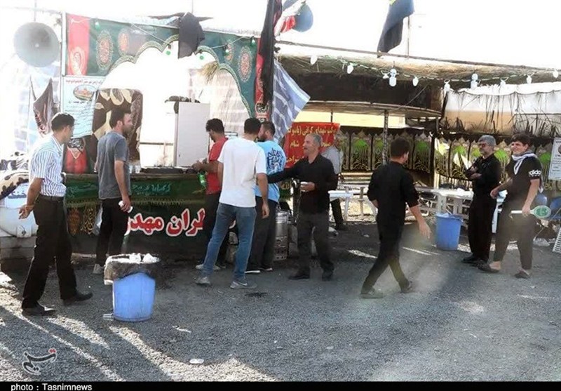 اوج ارادت بیجاری‌ها به امام حسین(ع)/پذیرایی روزانه از 30 هزار زائر