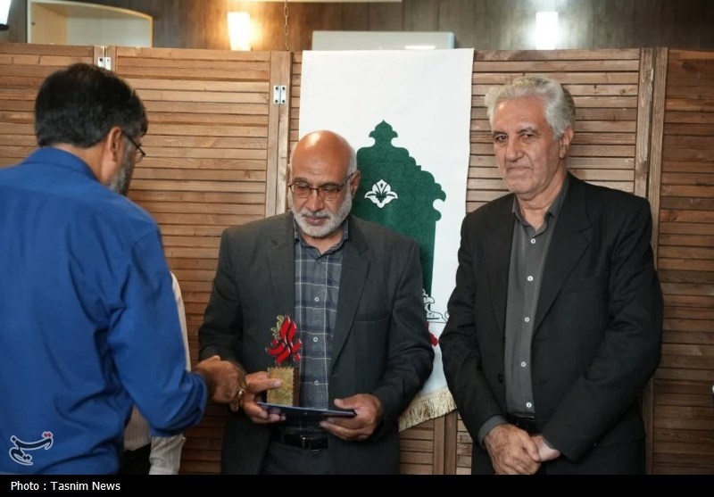 برگزیدگان رویداد منطقه‌ای «باران شعر خند» معرفی شدند+تصویر