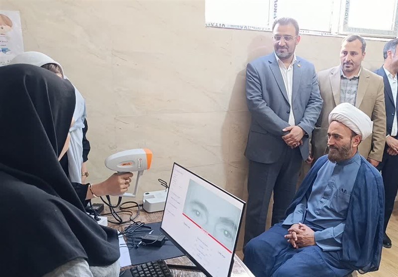 بهره‌برداری از دستگاه نوین غربالگری بینایی کودکان در سرخس