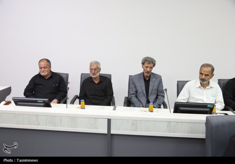 تجلیل از خانواده‌های شهدای جنگ 12 روزه در زنجان
