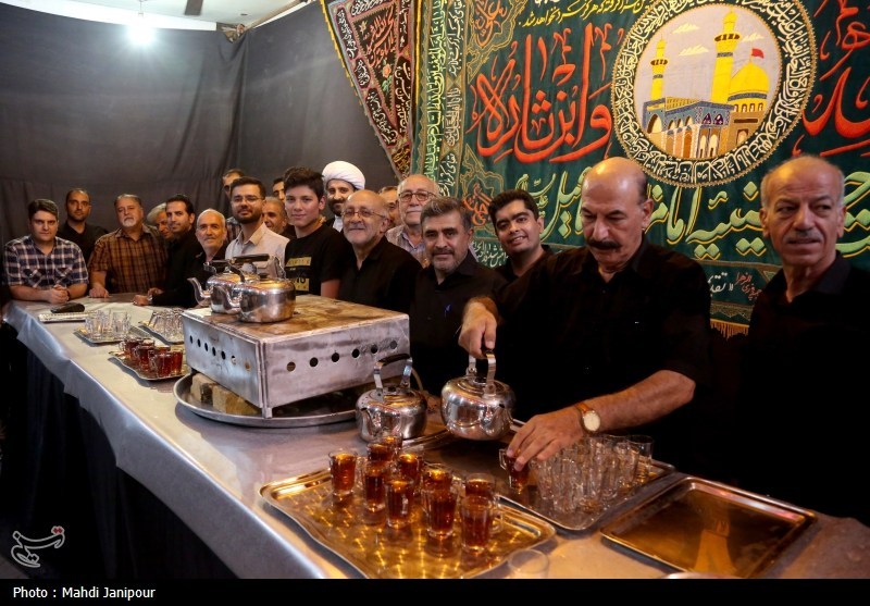 جاماندگان در خدمت زائران/ کربلای کوچک عاشقان در دل اصفهان+فیلم
