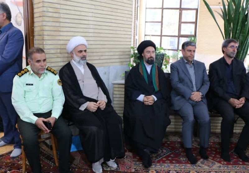 خدعه دشمنان به سنگ خورده است