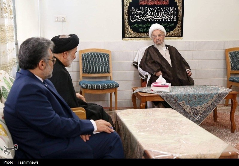 دیدار معاون وزیر امور خارجه با آیت‌الله مکارم شیرازی+ تصویر
