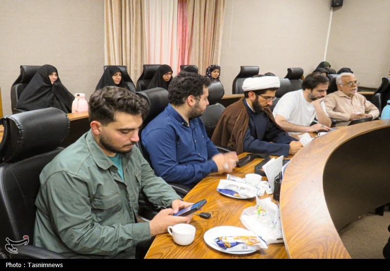 رونمایی از 2 کتاب در حوزه زن، تجربه‌نگاری و بحران+ تصاویر