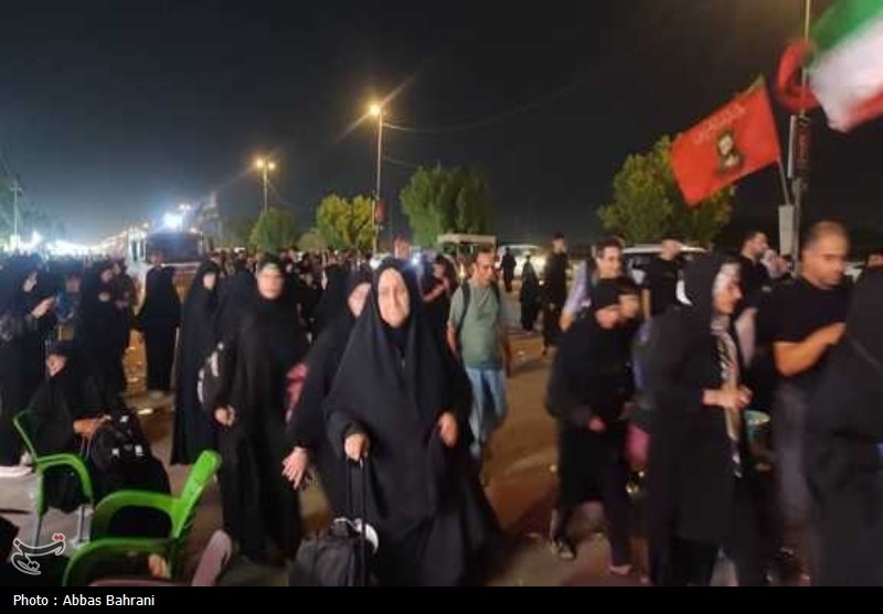 زائران بوشهری در کربلا/ از اشک‌های عاشقانه تا خدمت‌رسانی بی‌منت + تصاویر