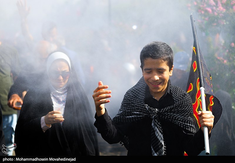 شور حسینی در کوچه پس کوچه‌های شهر؛ تجدید عهد گلستانی‌ها در اربعین حسینی