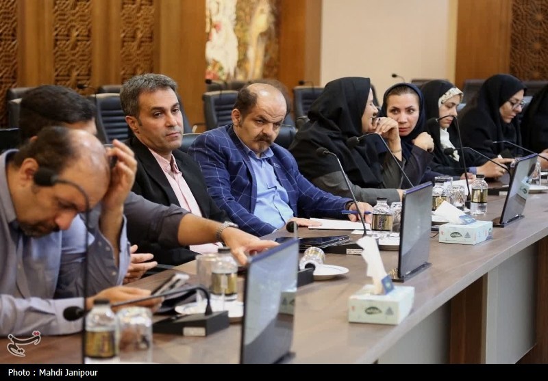 مالیات و برق دوبرابری، صنعت را از پا درآورد+عکس