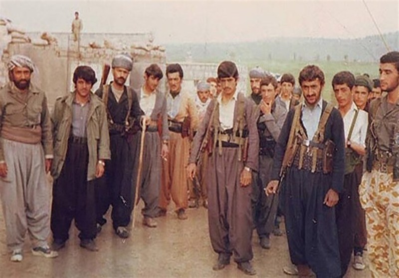 ناگفته‌هایی از جنایت وحشتناک منافقین در پاوه/ ‌با تکه موزاییک سر مردم را می‌بریدند!